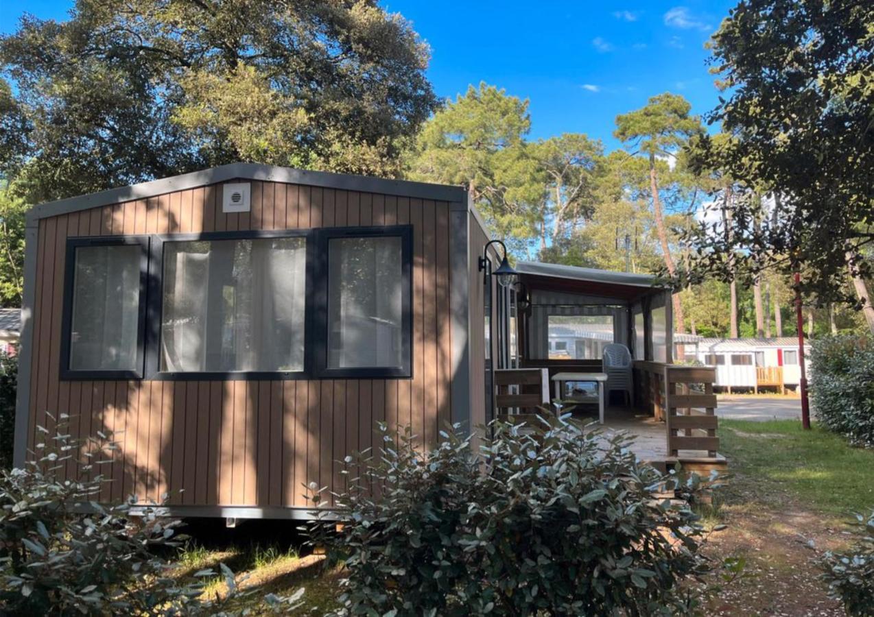 Grand Mobile-home 45m2 Au Calme Et Au Bord De Camping