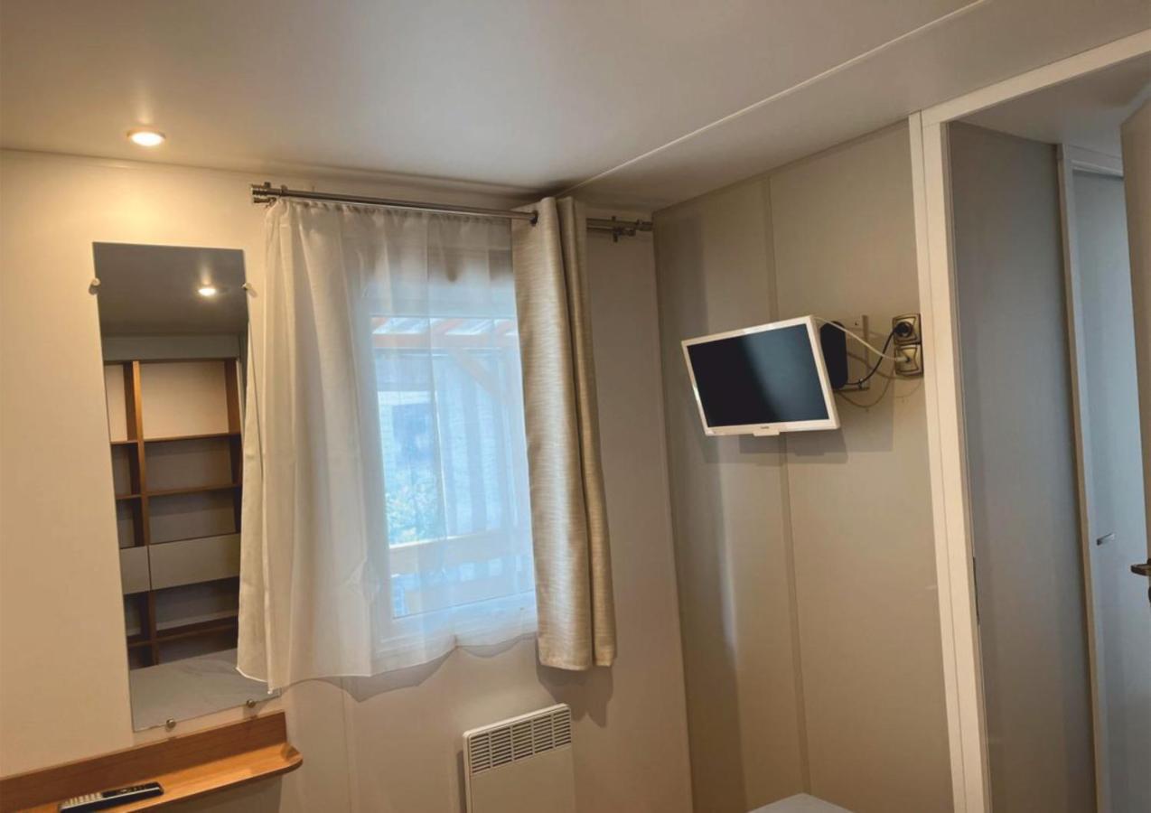 Camping Grand Mobile-home 45m2 Au Calme Et Au Bord De