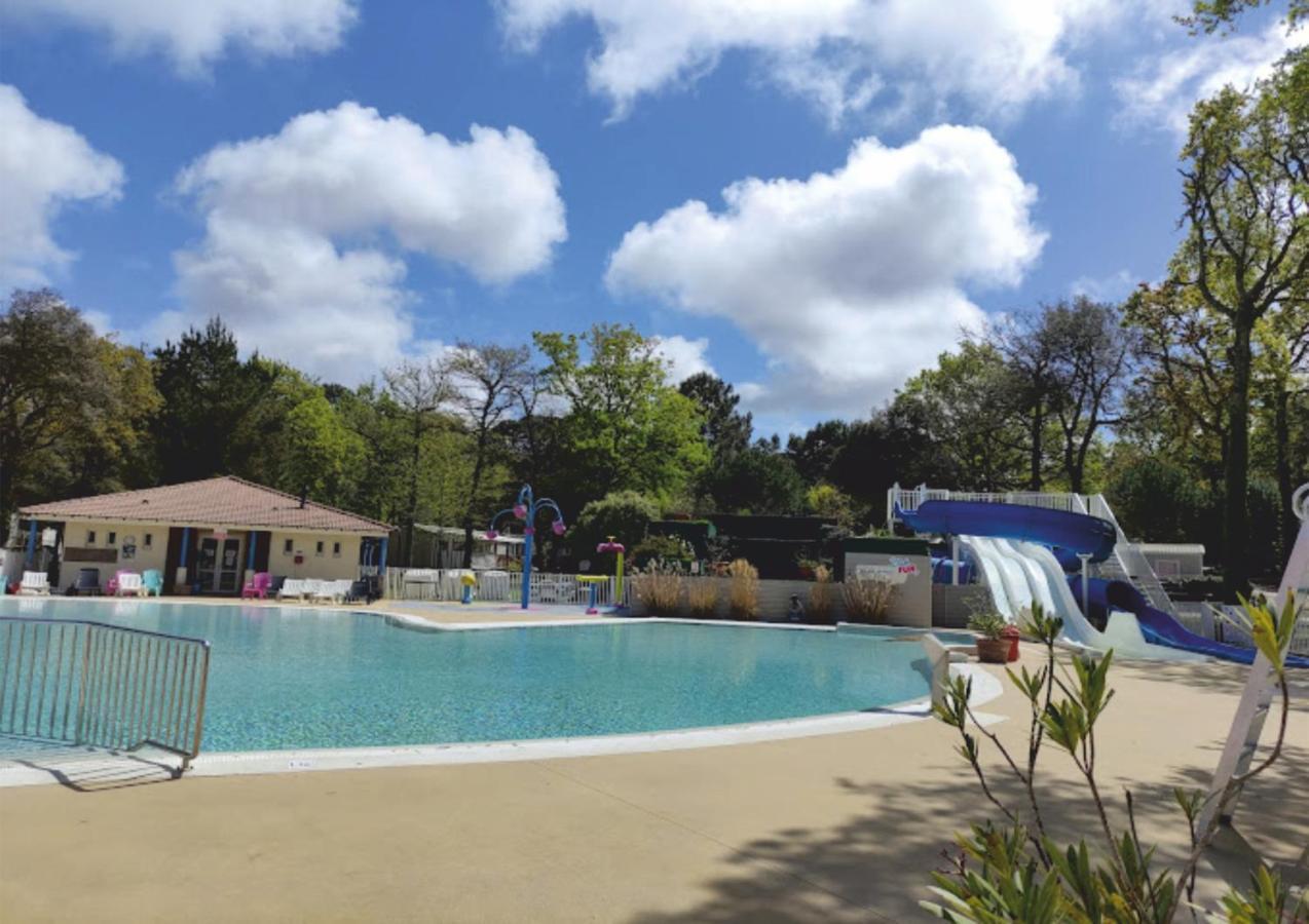Campsite Grand Mobile-home 45m2 Au Calme Et Au Bord De *