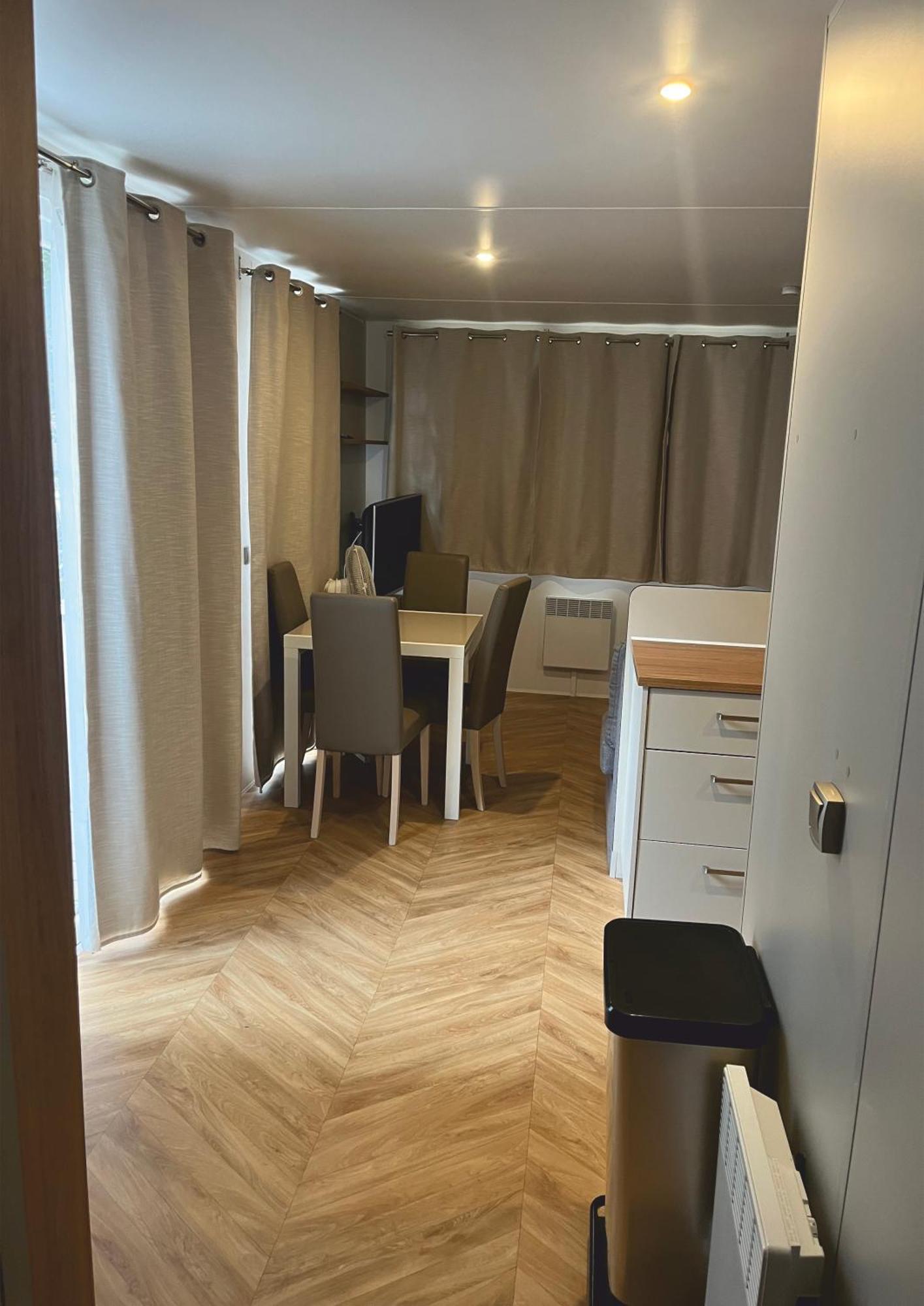 Campsite Grand Mobile-home 45m2 Au Calme Et Au Bord De Saint-Brevin-les-Pins